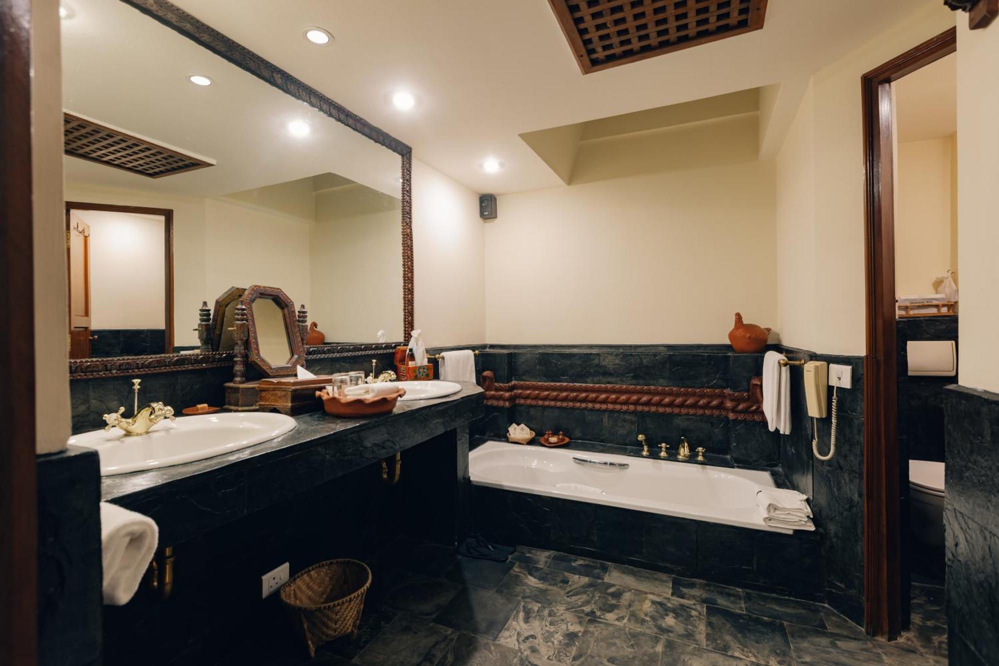 The Dwarika'S Hotel Kathmandu Bagian luar foto